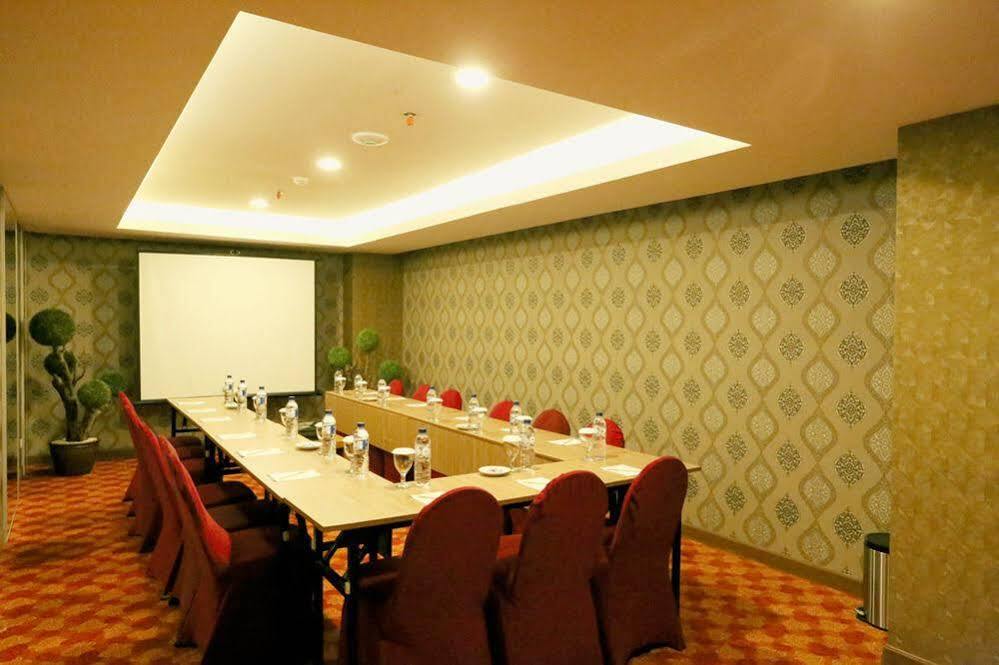Grand Hap Solo Hotel Exterior photo